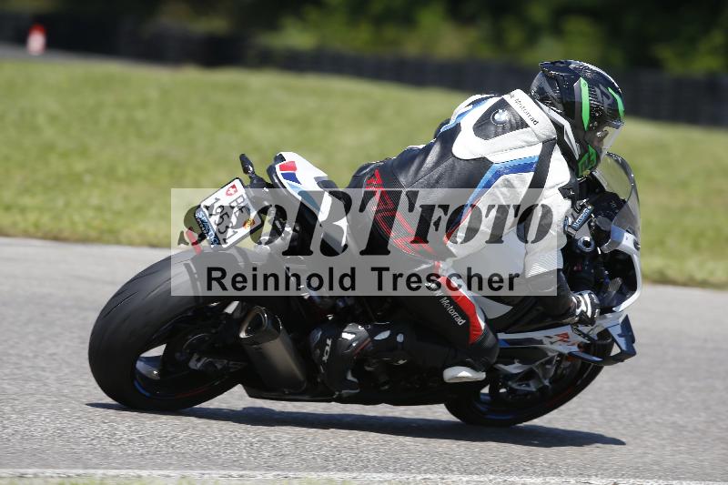 /Archiv-2024/29 12.06.2024 MOTO.CH Track Day ADR/Gruppe gelb/68